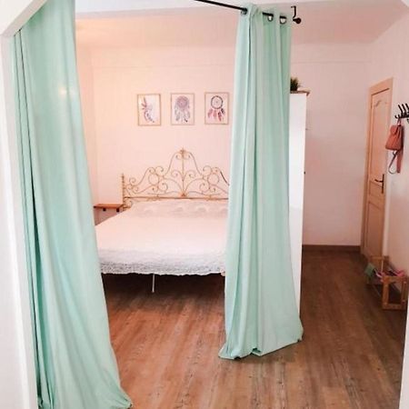 Thekeystudio, Studio Menta In Centre, 4 Minutes From The Sea Apartamento Bordighera Exterior foto